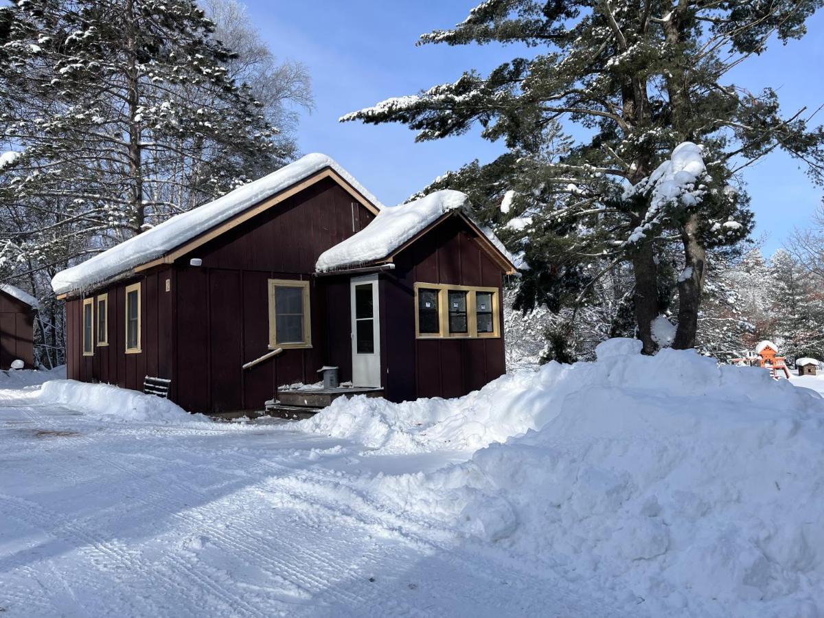 Musky Joe'S Twin Pines Resort New Post Exterior photo